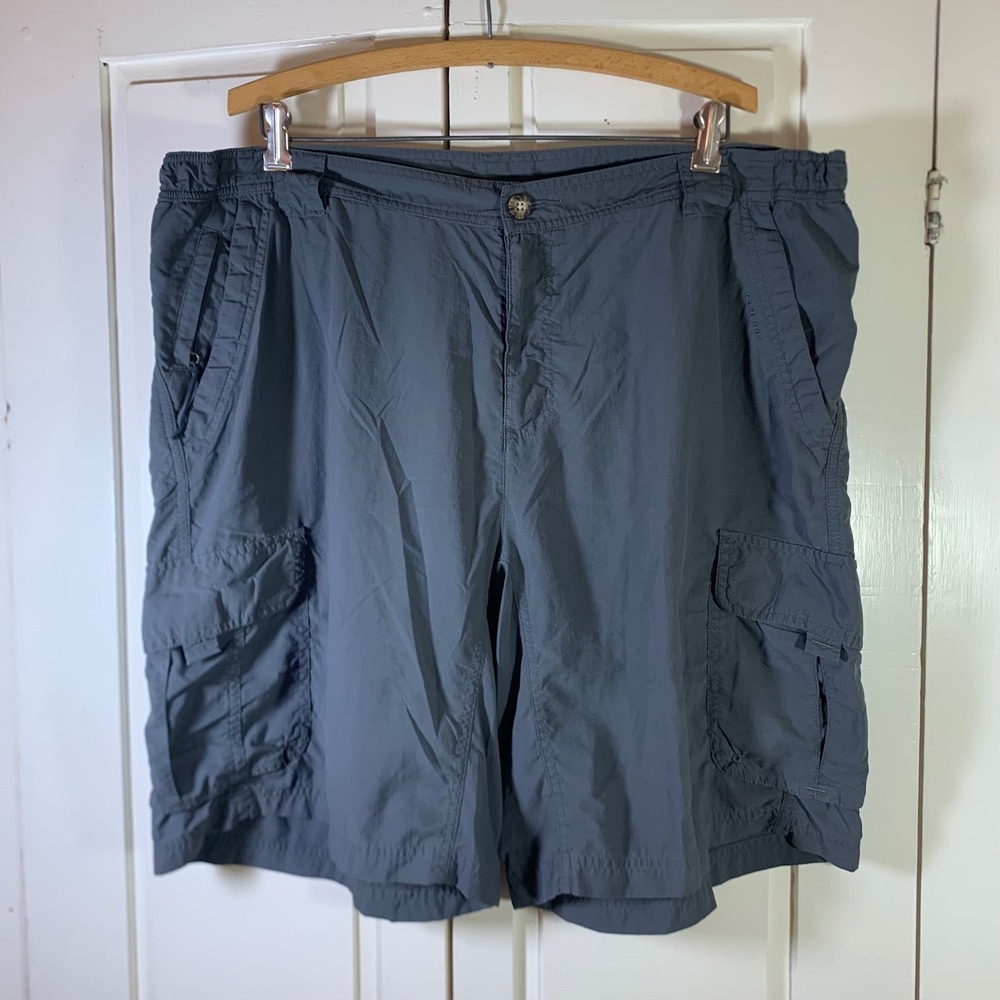Columbia Titanium Mens XL Dark Grey Nylon Cargo Hiking Shorts Omni-Dry READ